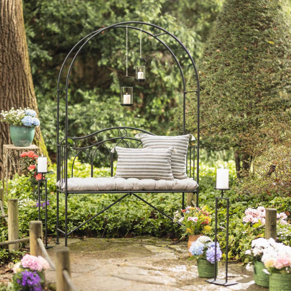 Sitzbank Gartenbank mit Rankbogen