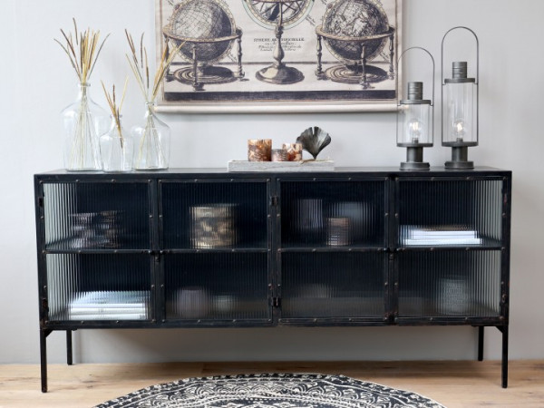 Vitrine Sideboard mit gerillten Glastüren